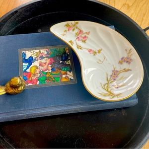 Pink and purple flower shell trinket dish